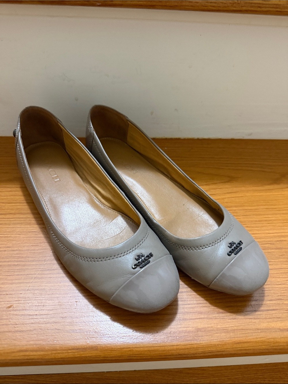 Coach Light Gray Leather Cap-Toe Ballet Flats